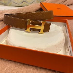 Authentic Hermès reversible belt.